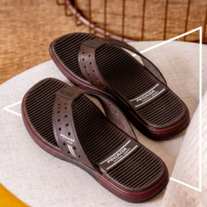 Chinelo Masculino em Couro Pegada